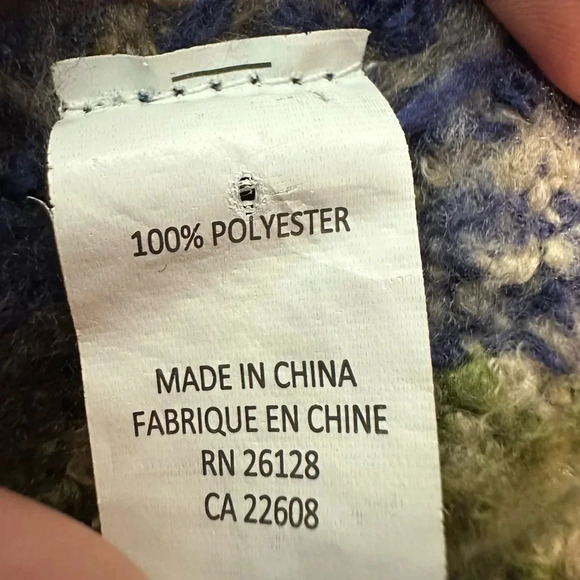 Echo Shawl - Picture 4 of 4